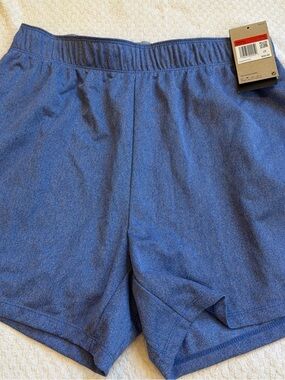 Nike Women's 5" Dri-FIT Attack Training Shorts Sz Large Blue Pockets DX6024-407